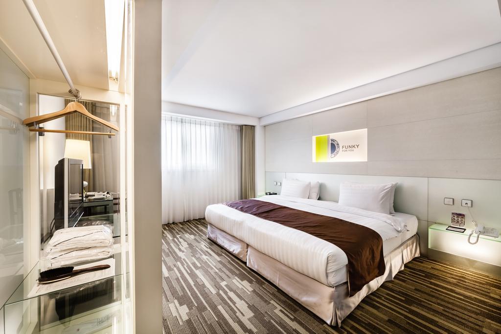 Green World Mai - Zhongshan Đài Bắc Ngoại thất bức ảnh